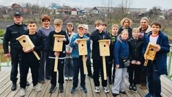 Губкинские юннаты провели важную акцию в Международный день птиц