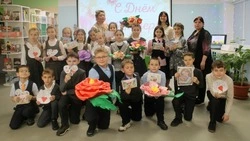 Юные губкинцы приняли участие в литературно-музыкальном калейдоскопе «Самая лучшая на свете»