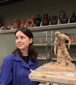 Губкинская ученица Детской художественной школы  стала участницей июльской образовательной программы