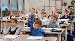 Губкинские библиотекари провели познавательную викторину «Изучаем ПДД – предупреждаем ДТП»