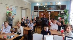 Юные губкинцы приняли участие в мастер-классе по изготовлению игровой куклы «Хороводница»