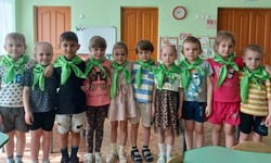 Воспитатели провели для юных губкинцев «День Эколят»