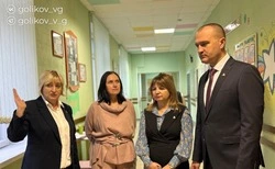 Василий Голиков посетил среднюю школу №1 в Губкине