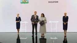 Илья Пономарёв проинформировал об итогах второго дня ПМЭФ-2025