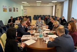 Представители власти обсудили проект капремонта Губкинского горно-политехнического колледжа