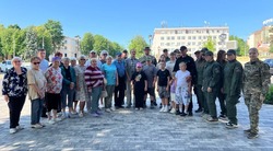 Губкинцы совершили увлекательную поездку Прохоровку накануне Дня России