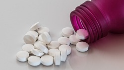 Александр Панин заявил о необходимости разрешить покупать медикаменты в экстренных случаях