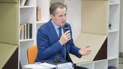 Вячеслав Гладков рассказал о создании комфортной среды для людей с ОВЗ