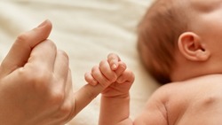 Губкинский ЗАГС назвал самые популярные имена для новорождённых за сентябрь