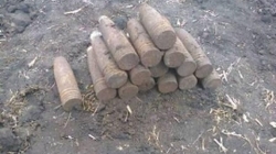 Шебекинец обнаружил в поле 50 артеллерийских снарядов времён войны