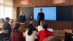Губкинские полицейские провели с подростками беседы о вреде наркотиков