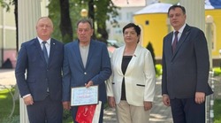 Губкинец занесён на областную Аллею Славы медицинских работников