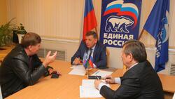 Встреча с депутатом Олегом Михайловым прошла в Губкине