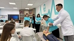 Профориентация школьников на медицинские специальности активно развивается в Губкине