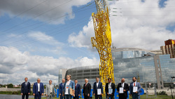 Первая в мире опора ЛЭП в виде геральдического символа появилась в Белгороде