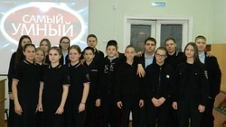 Губкинские библиотекари провели захватывающий интеллектуальный турнир «Самый умный»