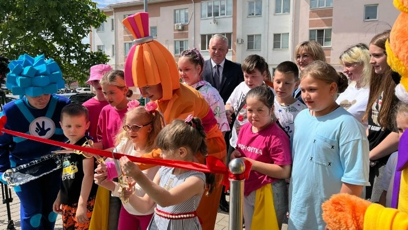 Новая детская спортивно-игровая площадка открылась в Губкине