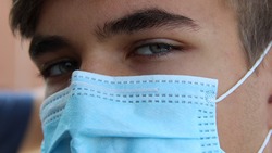Вакцинация подростков от COVID-19 начнётся в России до конца года