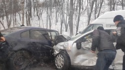ДТП с тремя автомобилями и пятью пострадавшими произошло в Губкине