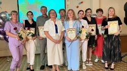 Лучшие работники здравоохранения получили заслуженные награды в Губкине