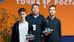 Губкинские учащиеся стали победителями областных соревнований «Собери своего робота»