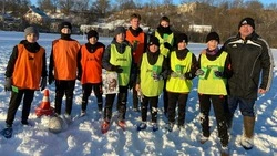 Юные губкинцы приняли участие в праздничном мероприятии с элементами футбола «Весёлый Новый год»