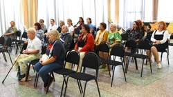Ретро-акция «Душа настроена на песню» прошла в Центре культурного развития «Строитель»