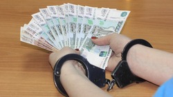 Сотрудники ГИБДД попали под подозрение во взятках за сдачу экзаменов на права