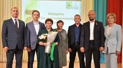 Губкинцы получили заслуженные награды ко Дню города