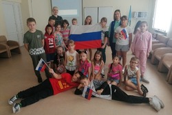 Архивный отдел администрации Губкинского горокруга организовал и провёл мероприятие «Мы-дети России»