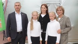 Мобильная киноплощадка сферического кино «Под куполом» открылась в Губкине