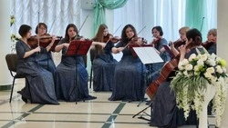 Жители Губкина отметили новый профессиональный праздник – День артиста