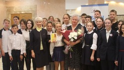 Презентация новой книги губкинской поэтессы Галины Ребровой прошла в ЦКР «Форум»