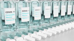 Белгородские власти ввели обязательную вакцинацию от COVID-19 для жителей старше 60 лет