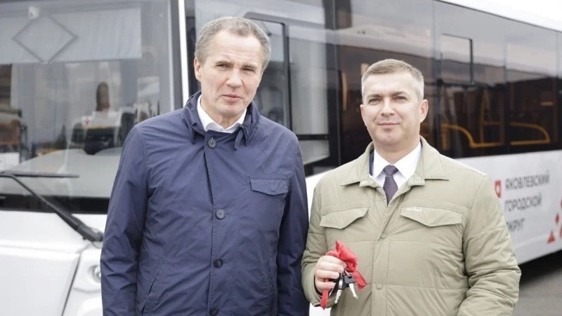 Губкинский городской округ получил 12 новых автобусов