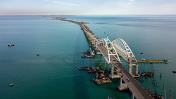 Строители откроют движение по Крымскому мосту во второй половине мая