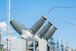 Специалисты Белгородэнерго приступили к восстановлению электроснабжения потребителей