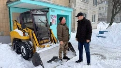 Василий Голиков лично проинспектировал ход уборки снега