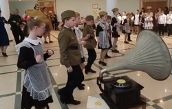 Бал Победы «В 6 часов вечера после Победы» состоялся в Губкине