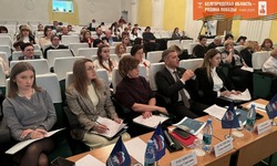 Губкинские единороссы провели отбор на конкурс общественно значимых проектов первичных отделений