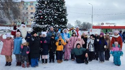 Игровая программа состоялась на площади ЦКР «Лебединец»