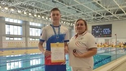 Губкинский пловец одержал убедительную победу и стал чемпионом России