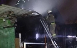 Спасатели потушили пожары в жилом доме и бане в Губкинском горокруге 