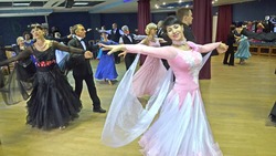 Осенний бал-конкурс «Листопад» состоялся в минувшие выходные в школе танцев «Импульс».