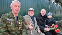 Сила добра помогла им победить, она притягивает к ним тех, кто любит мир, Родину, жизнь…