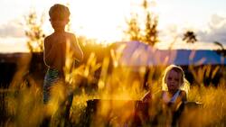 Головной убор, жара, июль. 5 правил для отдыха с детьми на природе