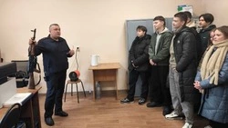 Школьники посетили с экскурсией отдел МВД города Губкина