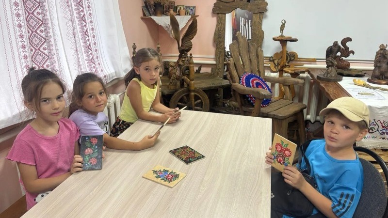 Юные губкинцы приняли участие в викторине-тесте «Традиционные русские узоры»